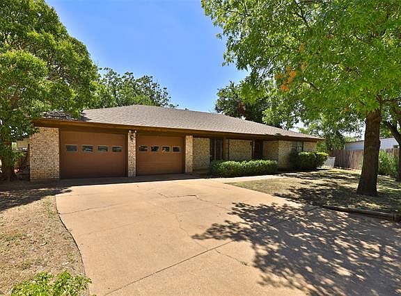 3rd image of 2301 Gilmer Ave