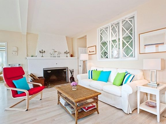 5th image of 175 Beach Ave APT 3