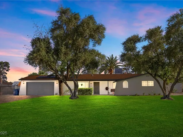 2885 Horseshoe Dr, Las Vegas, NV 89120