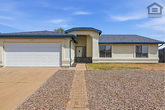 5175 Calle Cumbre