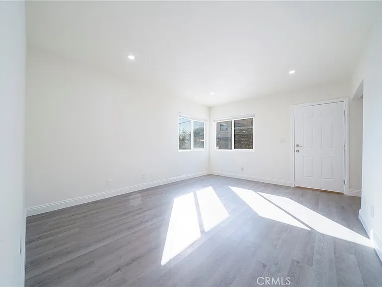 1612 W 226th St #B — Photo 2
