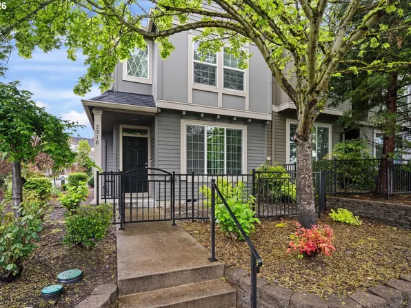 2318 NW Roseburg Ter, Beaverton, OR 97006