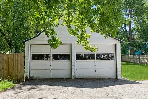3 bed, 1446 sqft, $2,200 — Photo 2