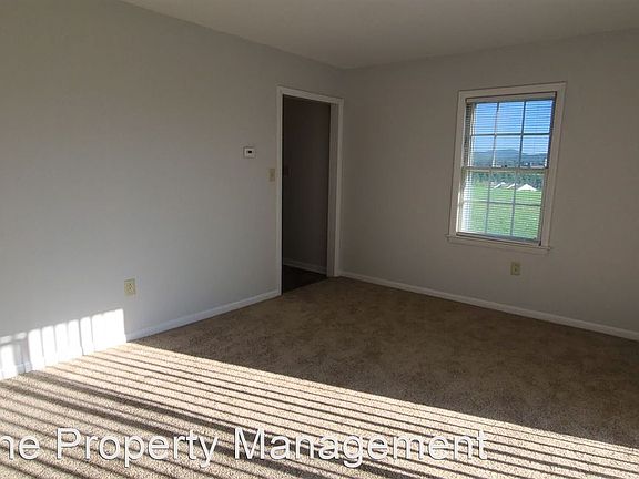 5th image of 6503 Carefree Ln APT 17