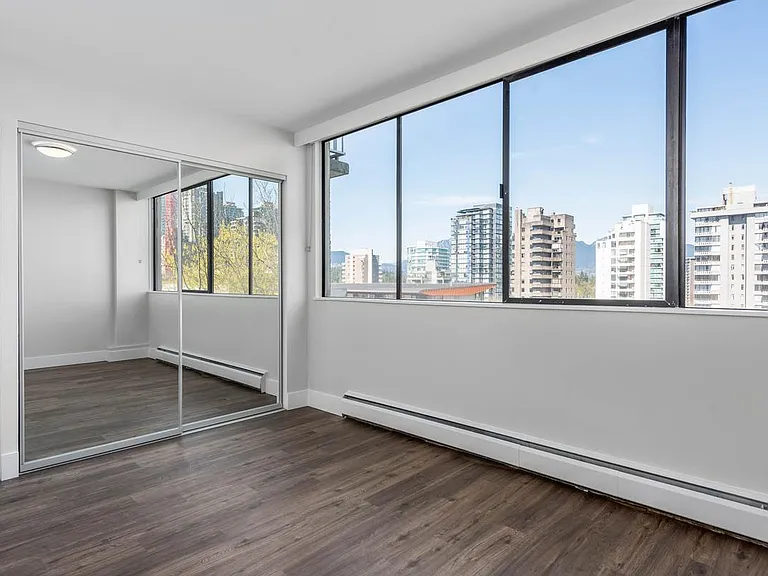 1629 Haro St #904 — Photo 13