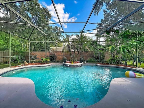 2nd image of 1105 SHADOWBROOK TRAIL