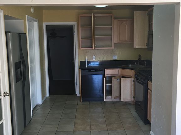 5th image of 105 W Gordon Ave