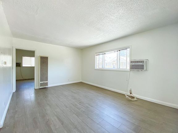3rd image of 288 S Sierra Madre Blvd APT 15