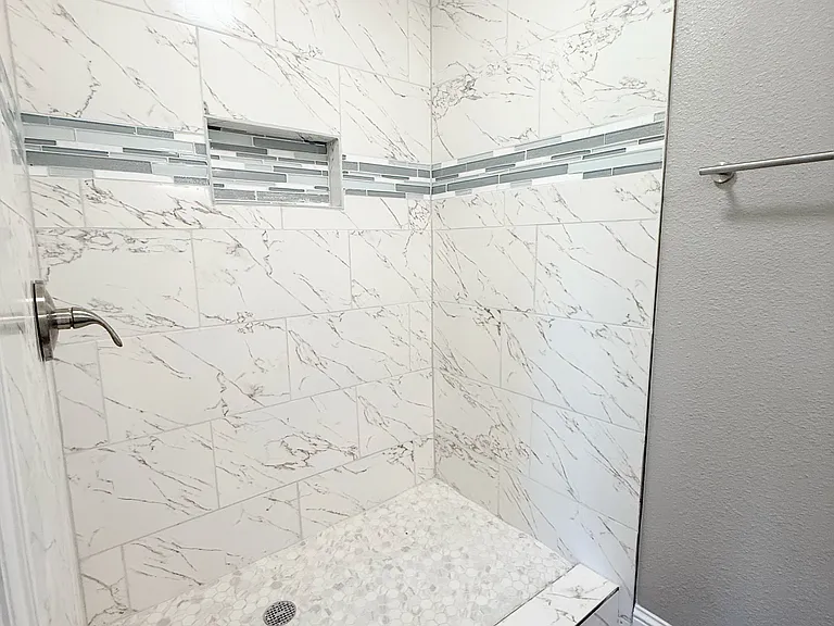 502 E Park Ave — Photo 12