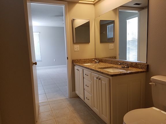 2nd image of 3201 Green Dolphin St