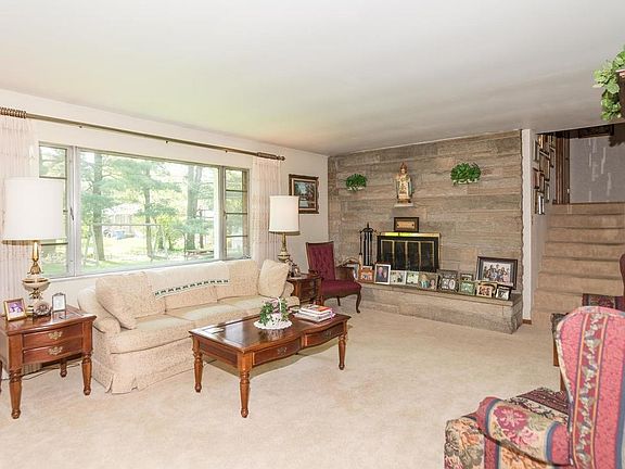 4th image of 5009 Nowland Ave