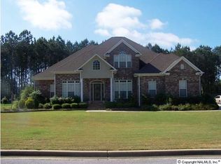 45 Arrow Wood Ln, Gadsden, AL 35901