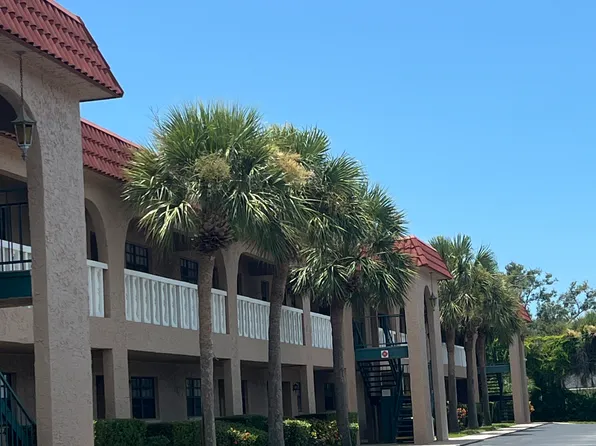 1750 Belleair Forest Dr APT A1, Belleair, FL 33756