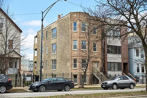 1914 N Kedzie Ave #G Photo 1