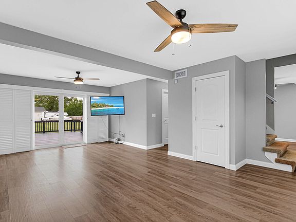 4th image of 236 Kimrich Cir N