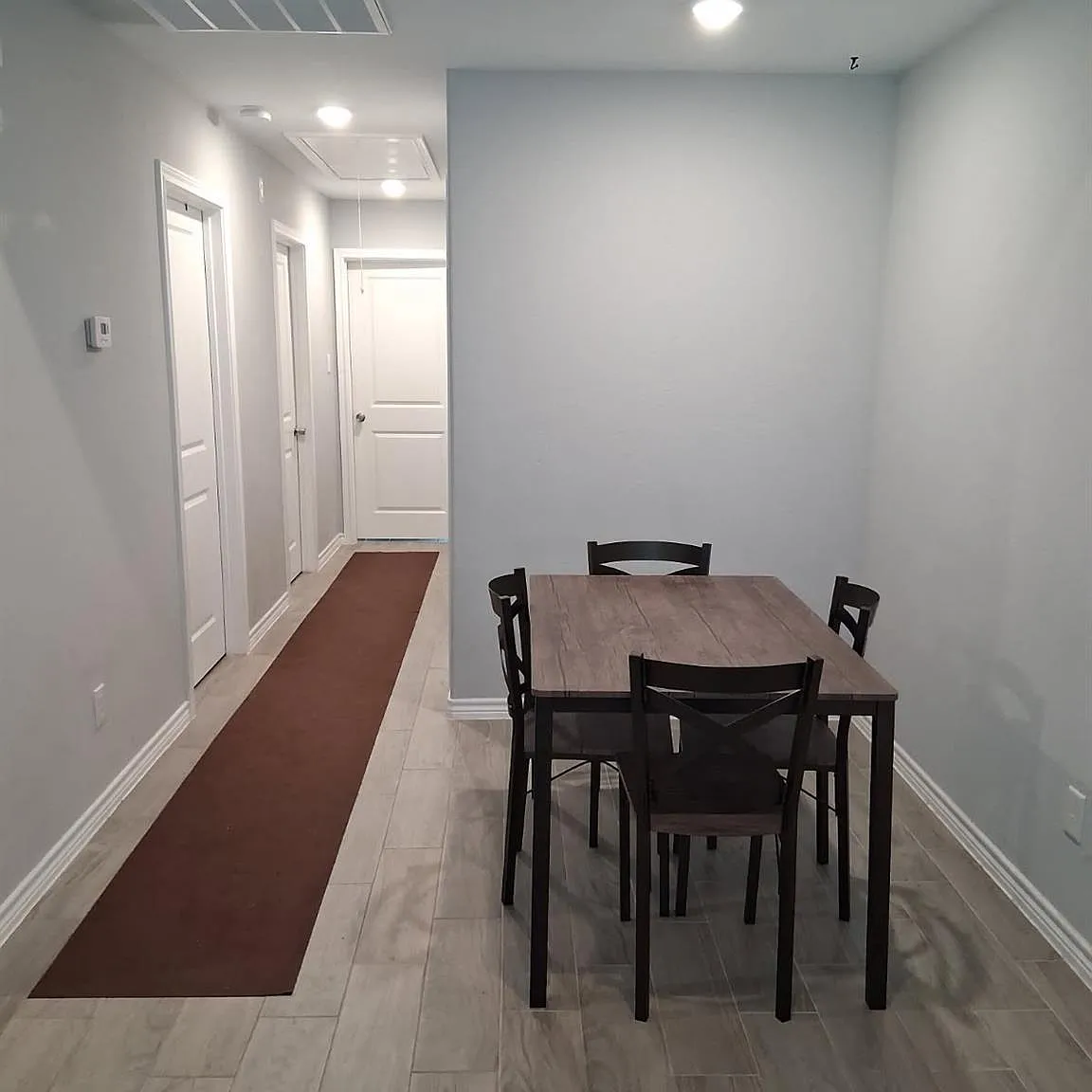 3 bed, 4.0 bath, $1,500 — Photo 2