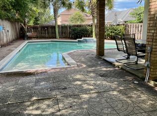 1951 Waterford Ridge Rd, Fort Walton Beach, FL 32547