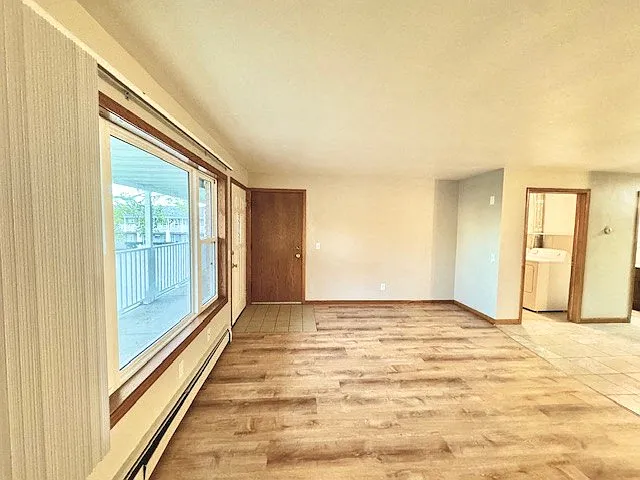 Town's Edge Apartments — Photo 63