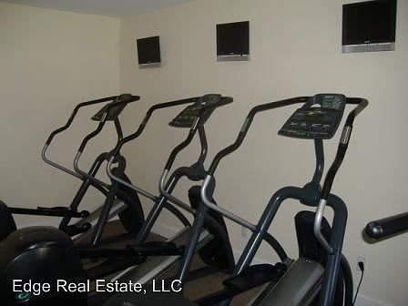 5th image of 222 Pompano Dr SE #H