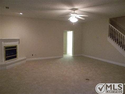 4th image of 808 Eagle View Dr
