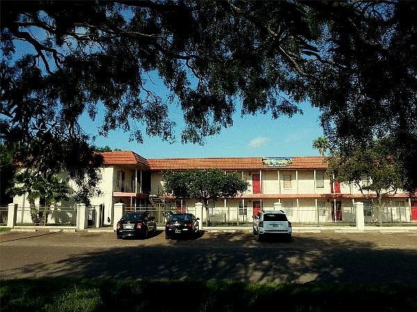 1st image of 1811 Perkins Ave APT 3