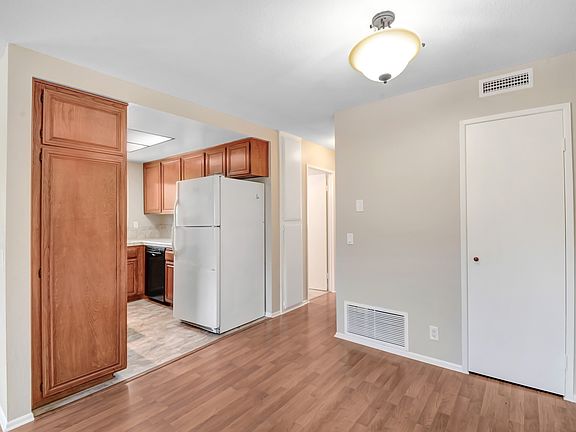 4th image of 1071 W Calle De Las Estrellas APT 4