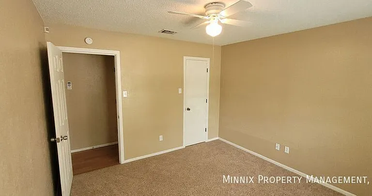 4620 Itasca St — Photo 16