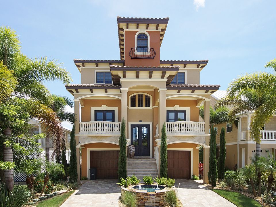 1st image of 425 Palermo Cir