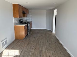 1844 Evarts St, Philadelphia, PA 19152