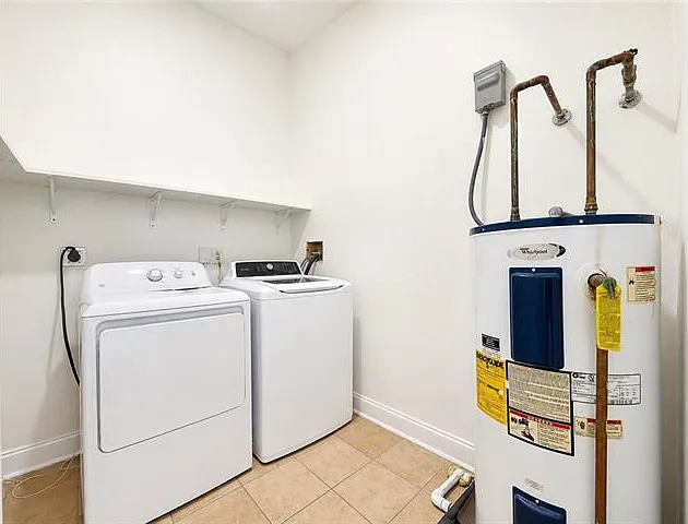 2322 Chippewa St — Photo 17