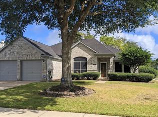 212 Leghrand Ct, League City, TX 77573