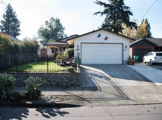 3626 NE Simpson St, Portland, OR 97211