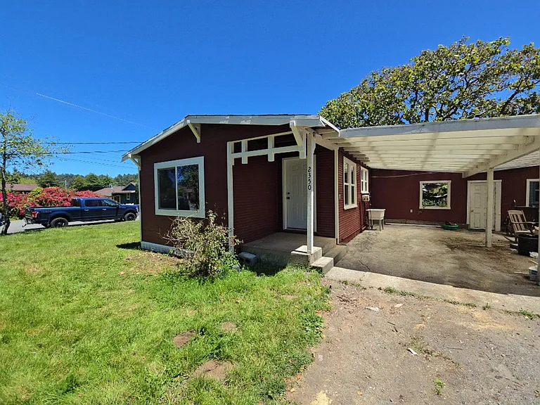 2350 Eye St — Photo 3