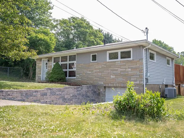 132 Mt. Lebanon Drive, Wheeling, WV 26003