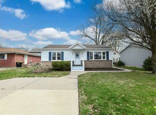 328 S Warren St, Tremont, IL 61568