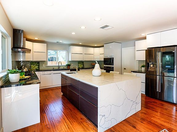 5th image of 1514 Willowbrae Ave