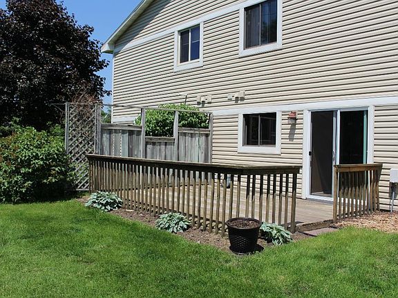 4th image of 1512 127th Ln NE