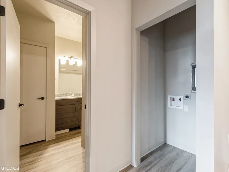 Eagle Valley Ranch Apartments — Photo 17