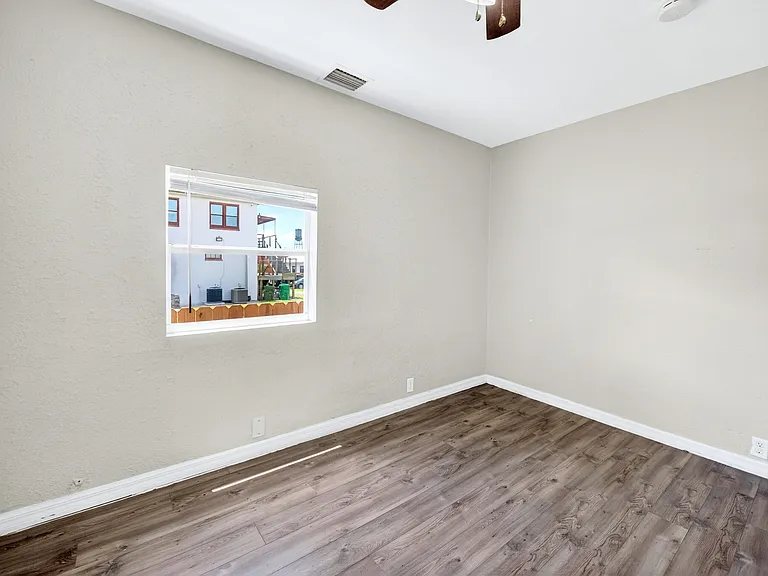 1716 E Columbus Dr #A — Photo 19