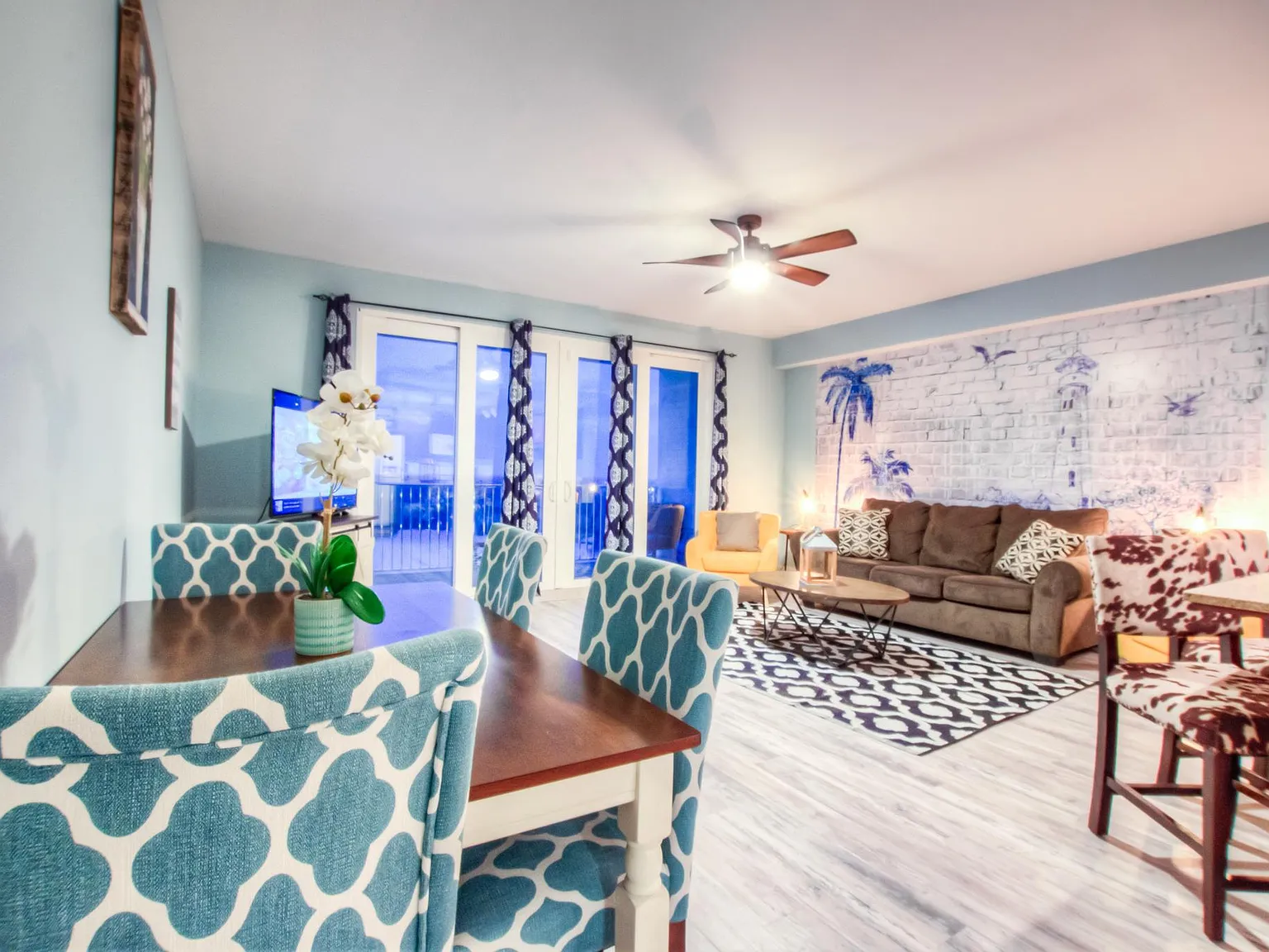 1 bed, 1041 sqft, $2,200 — Photo 3