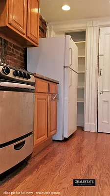 Rented by ZealEstate Group Inc | media 37