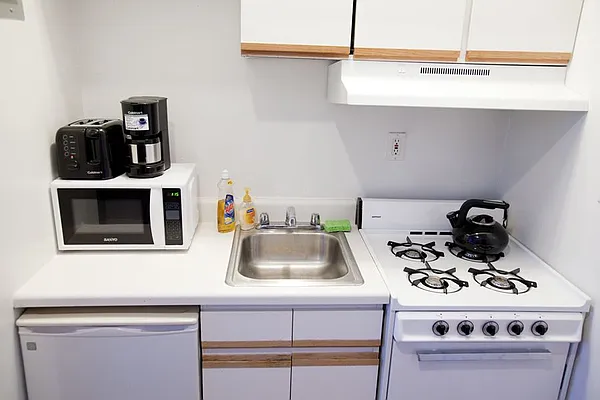 Rented by Eisenberg Exclusives | media 13