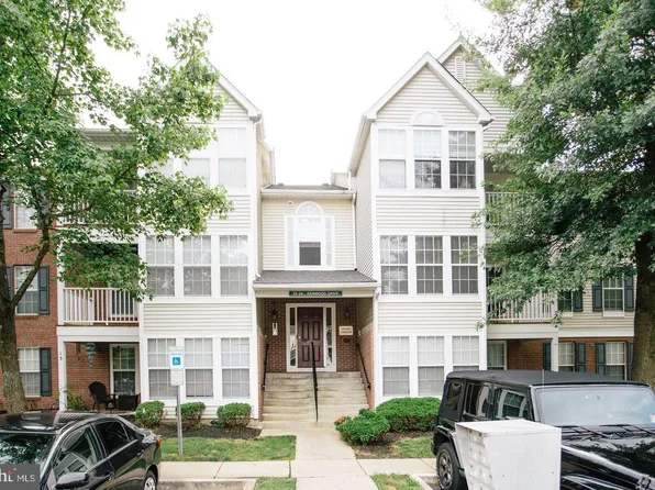 36 Kenwood Dr, Sicklerville, NJ 08081