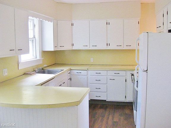 KITCHEN (2)