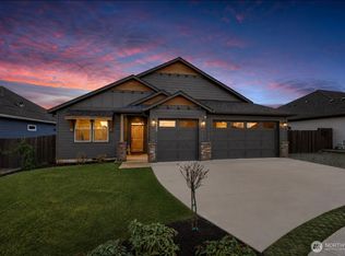 825 S Goose Loop, Ridgefield, WA 98642