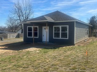 904 W Main St, Haskell, OK 74436