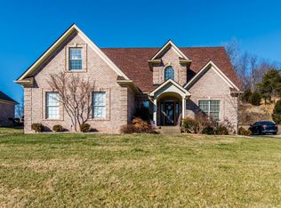 3426 Hardwood Forest Dr, Louisville, KY 40214