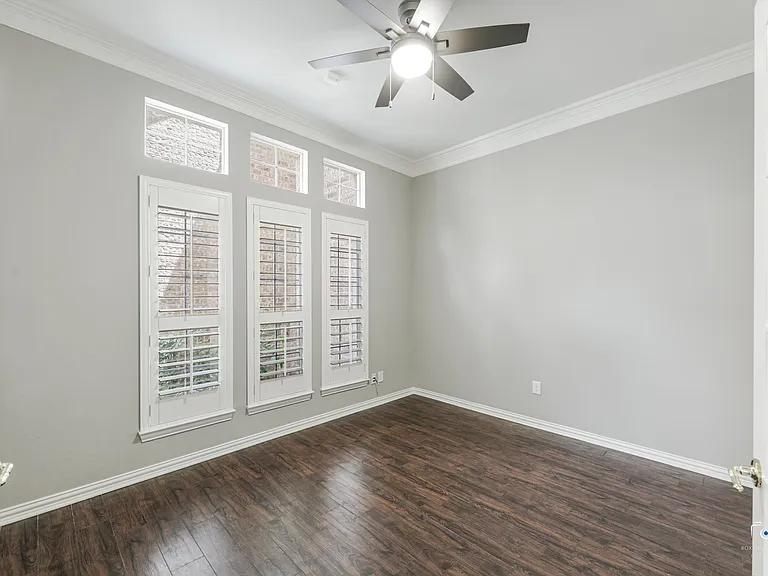5619 Travis Dr — Photo 5