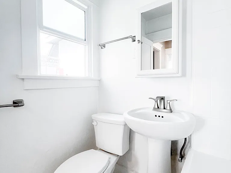 1026 E Broadway #1038 — Photo 17