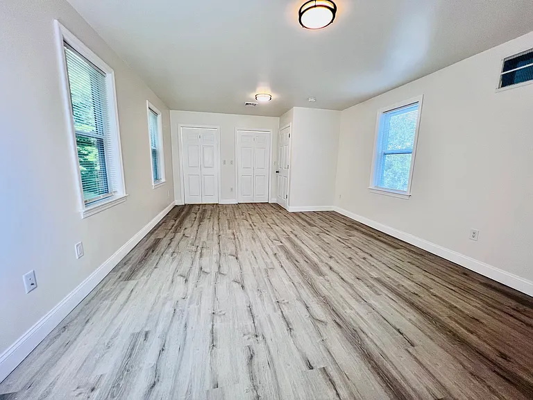 164 Ashburnham St #2 — Photo 23